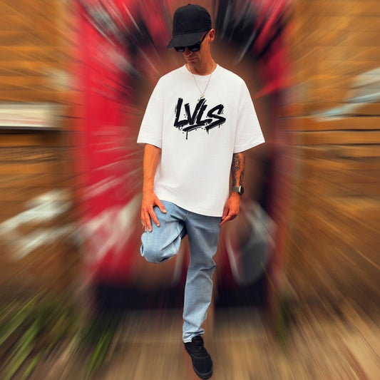 LVLS Oversized Shirt White „Big Logo“ – Weniger Ablenkung. Mehr Statement.