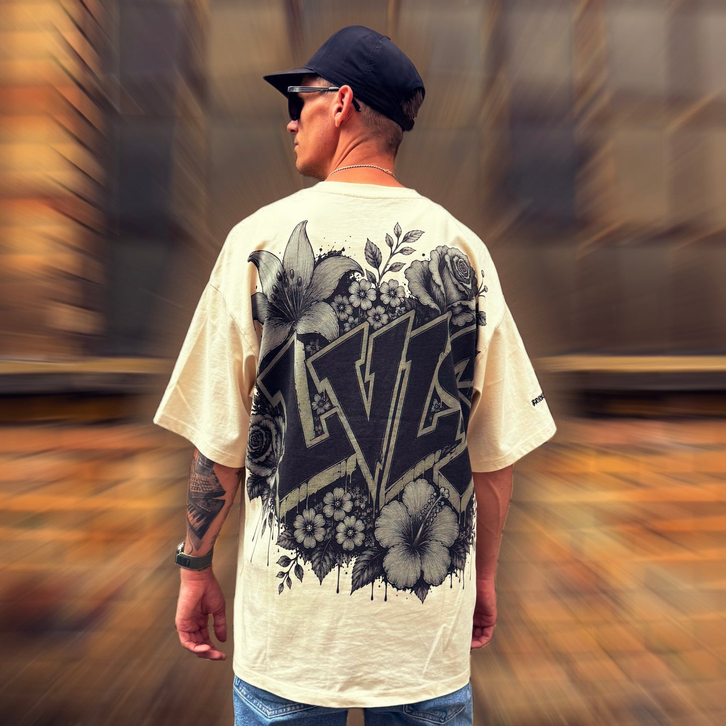 LVLS Oversized Shirt „Bloom“ – Stärke trifft Eleganz